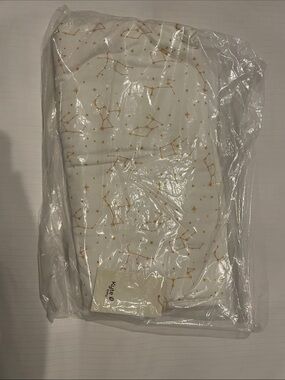 Kyte BABY White Blanket with Gold Constellation Print